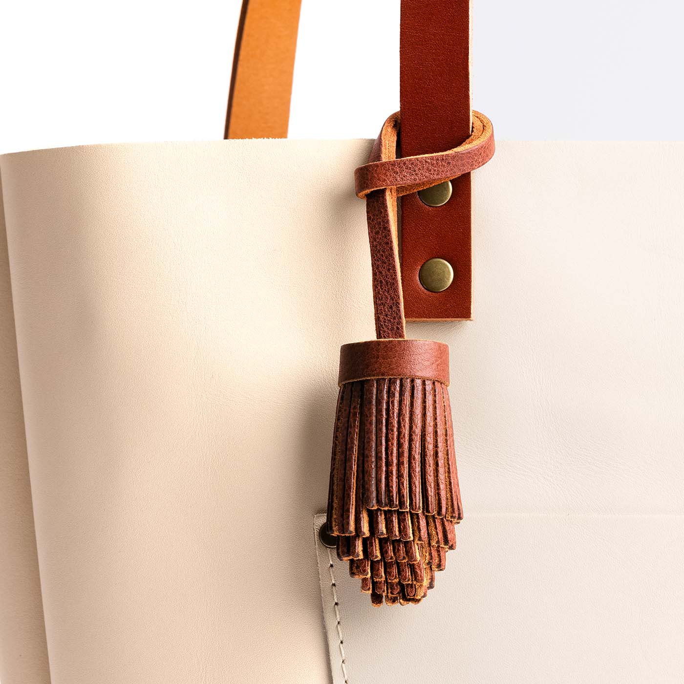 Pom Tassel - Image 39