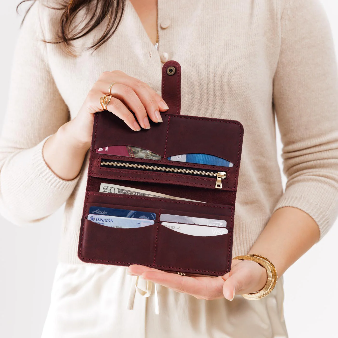 Women's Bifold Wallet - Image 157